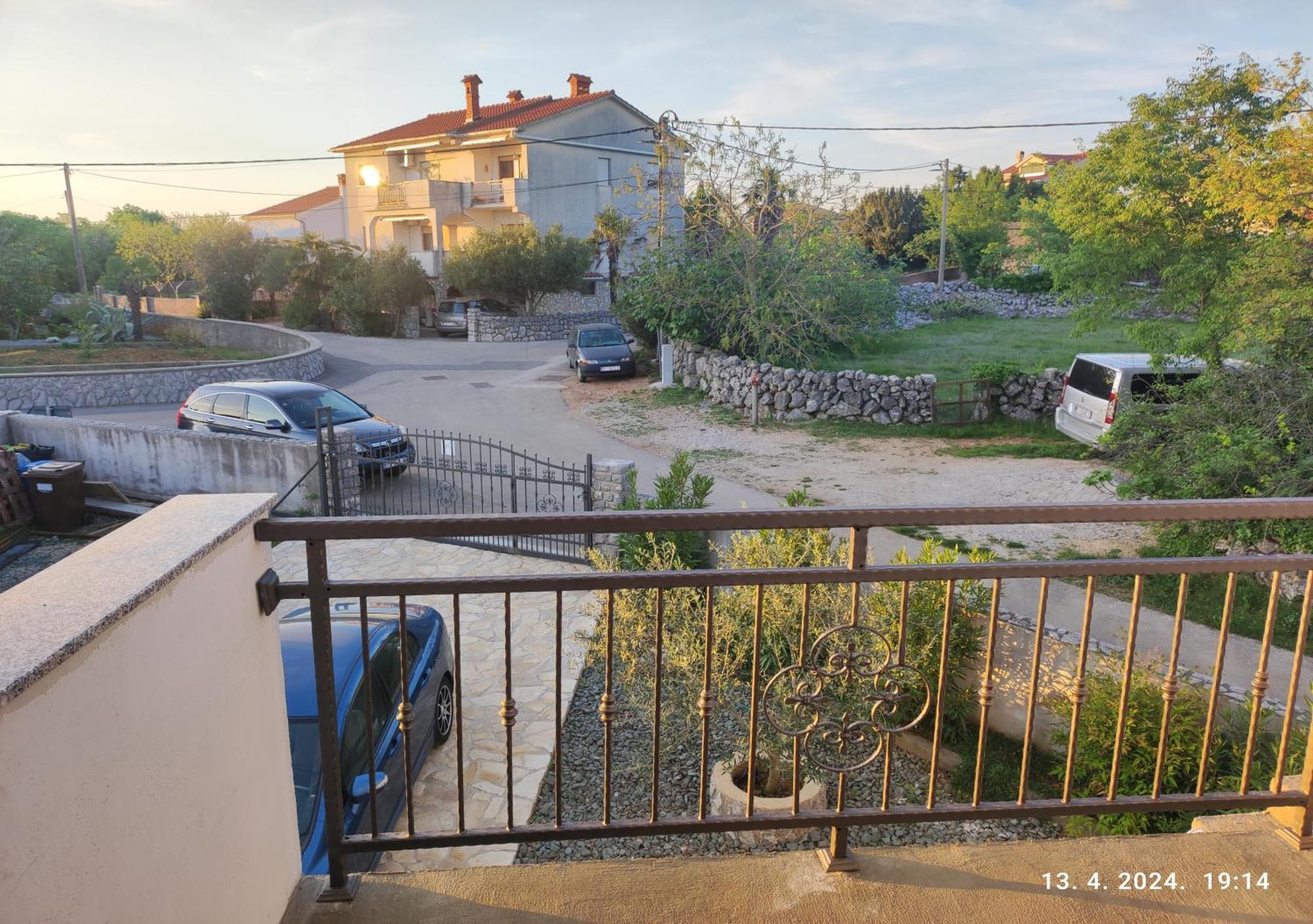 Apartman Pojine Gabonjin Exterior foto