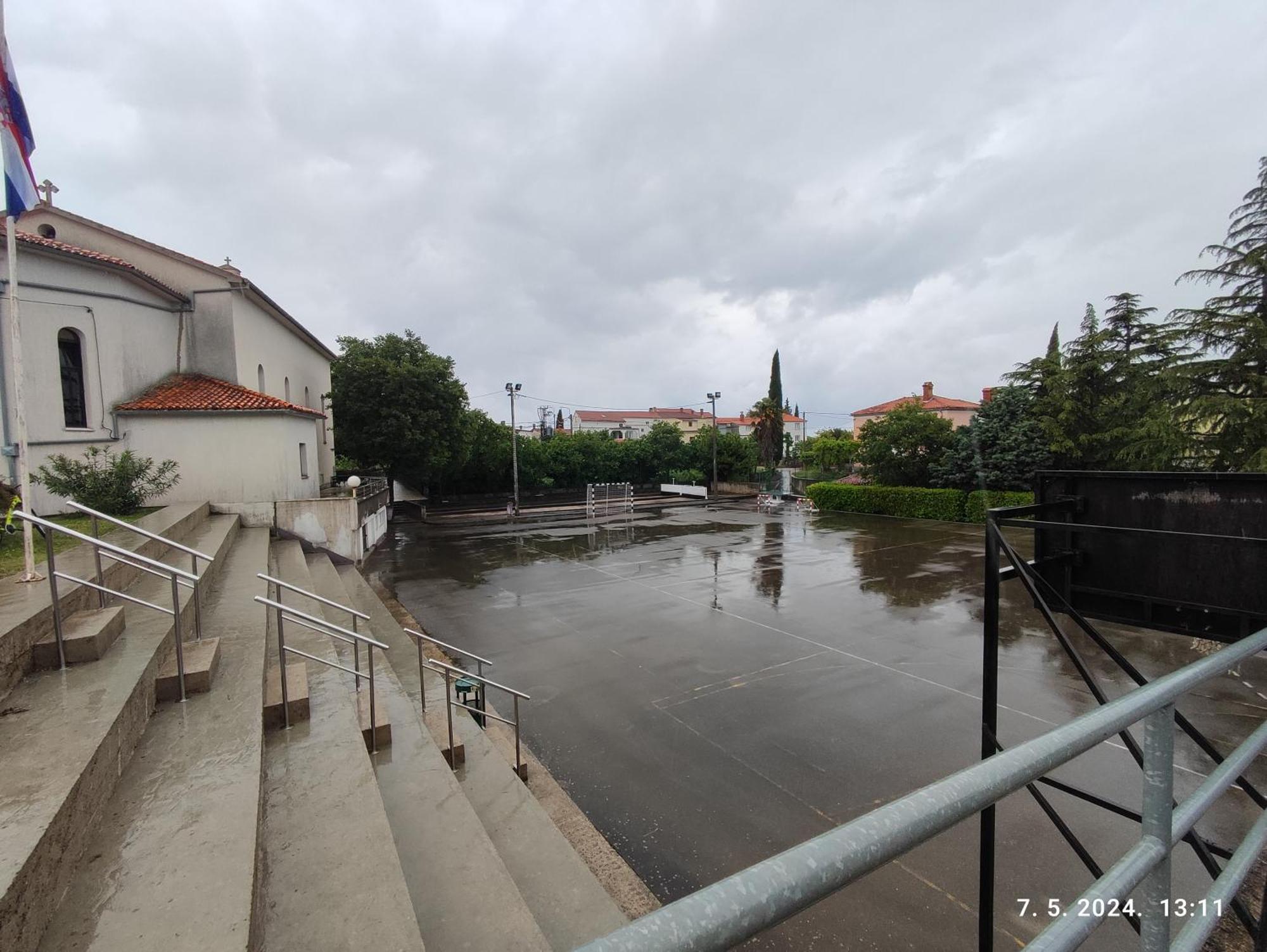 Apartman Pojine Gabonjin Exterior foto