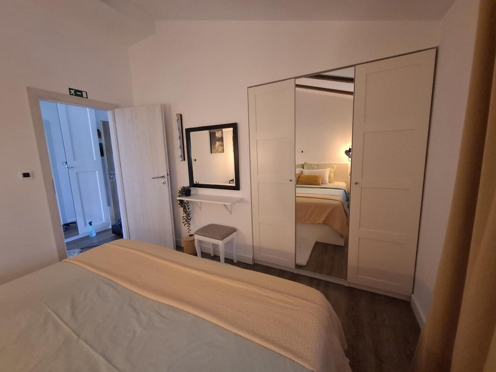 Apartman Pojine Gabonjin Exterior foto